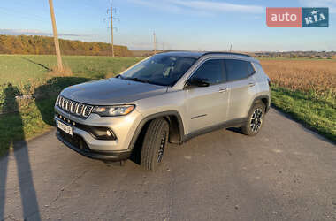 Позашляховик / Кросовер Jeep Compass 2022 в  фото 7 Позашляховик / Кросовер Jeep Compass 2022 в