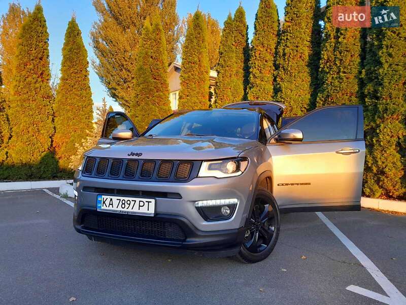 Внедорожник / Кроссовер Jeep Compass 2018 в Киеве