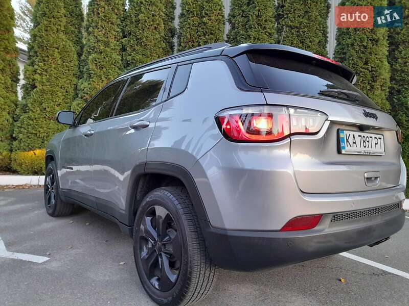 Внедорожник / Кроссовер Jeep Compass 2018 в Киеве