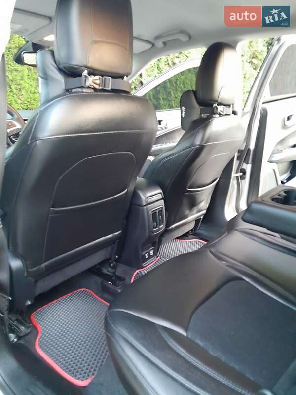 Внедорожник / Кроссовер Jeep Compass 2018 в Киеве