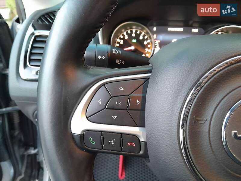 Внедорожник / Кроссовер Jeep Compass 2018 в Киеве