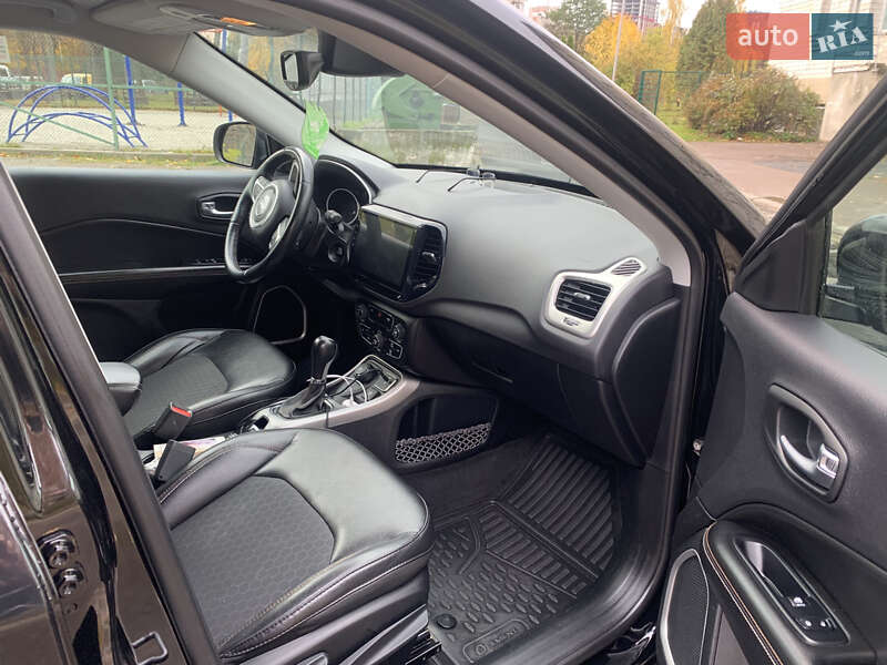 Внедорожник / Кроссовер Jeep Compass 2018 в Львове фото 31 Внедорожник / Кроссовер Jeep Compass 2018 в Львове