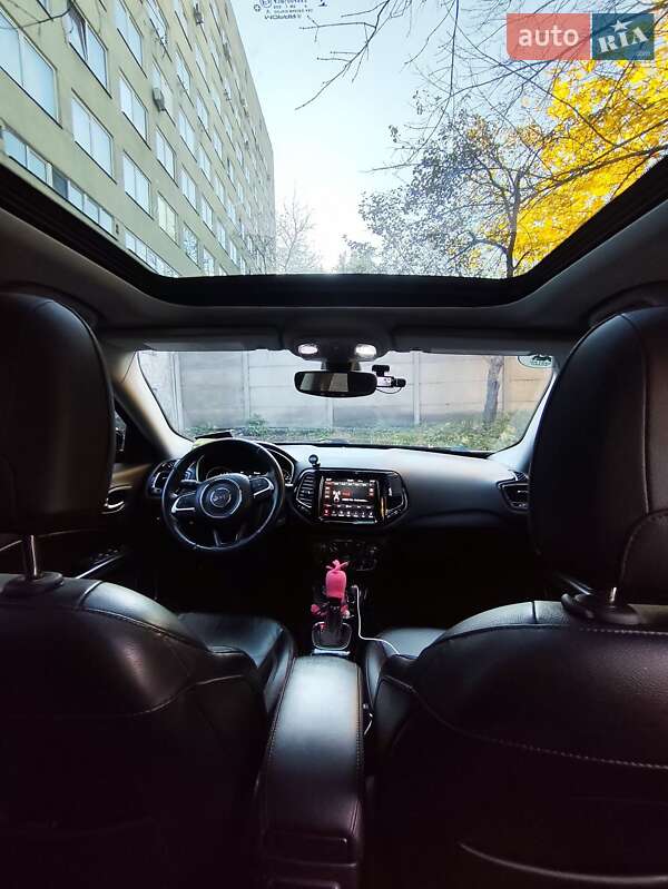 Позашляховик / Кросовер Jeep Compass 2017 в Києві