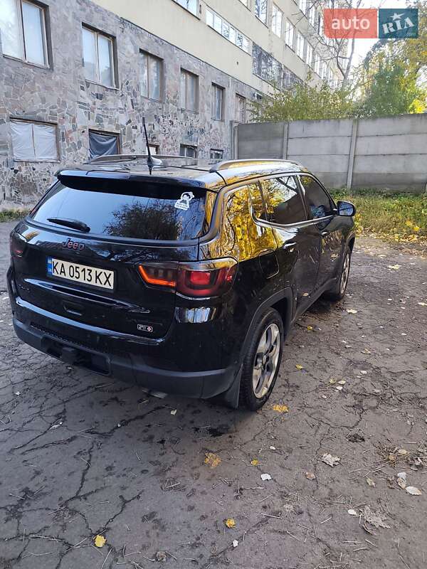 Позашляховик / Кросовер Jeep Compass 2017 в Києві