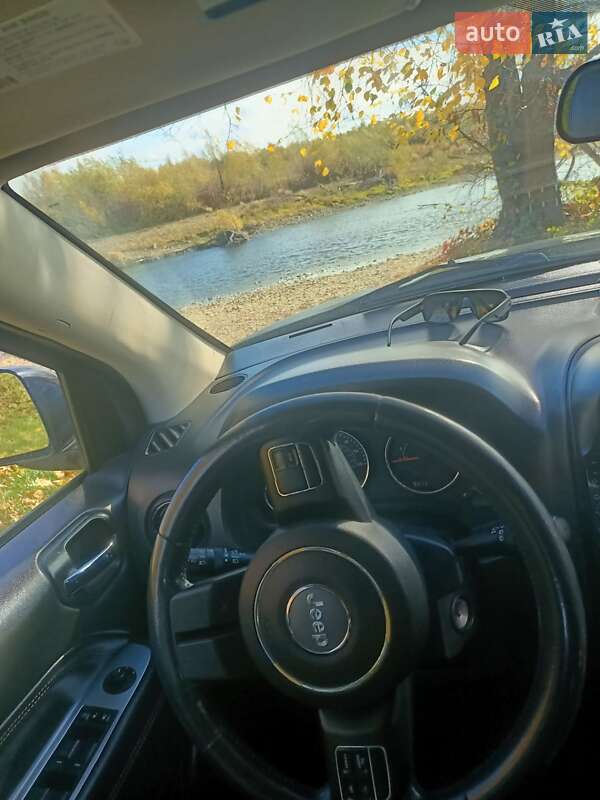 Внедорожник / Кроссовер Jeep Compass 2013 в Ровно