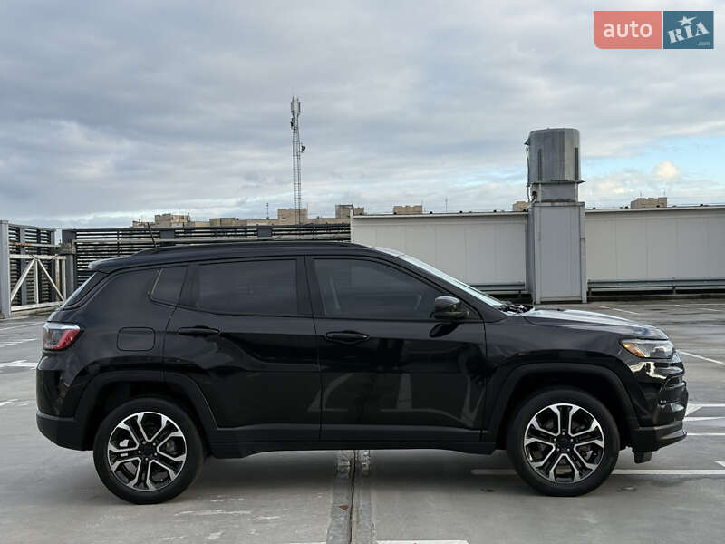 Позашляховик / Кросовер Jeep Compass 2022 в Києві