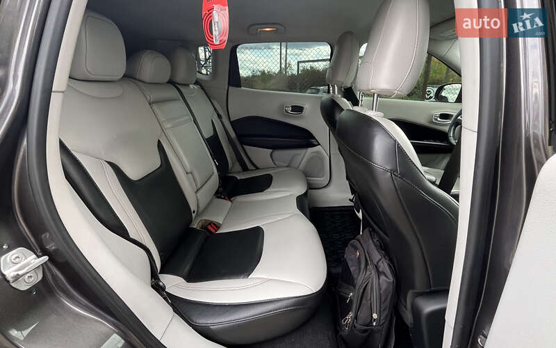 Внедорожник / Кроссовер Jeep Compass 2018 в Стрые