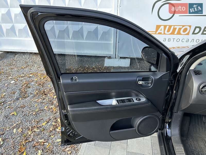 Внедорожник / Кроссовер Jeep Compass 2013 в Киеве фото 15 Внедорожник / Кроссовер Jeep Compass 2013 в Киеве