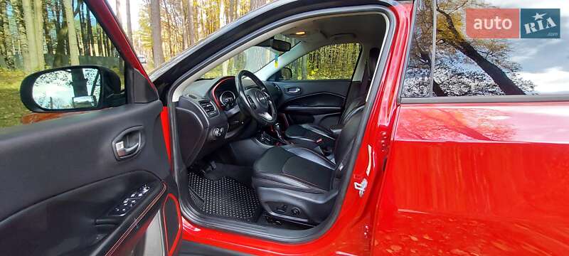 Внедорожник / Кроссовер Jeep Compass 2018 в Дубно