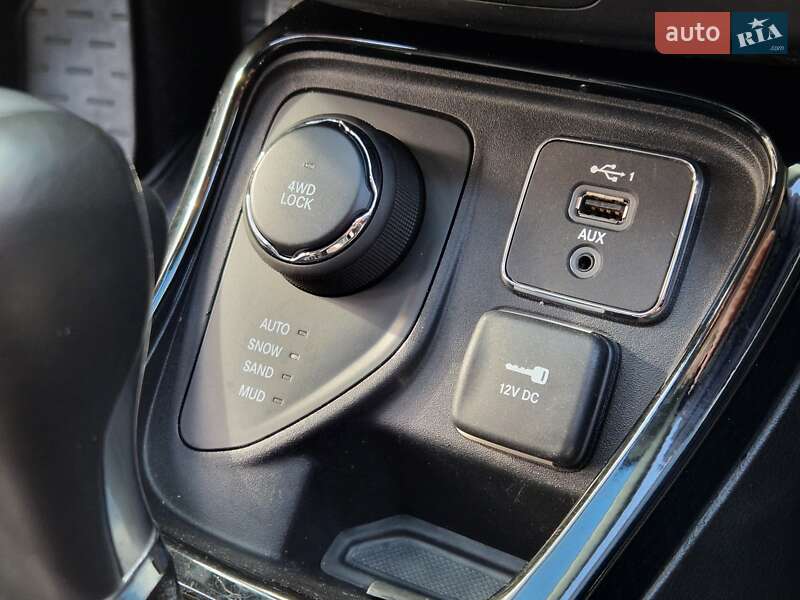 Позашляховик / Кросовер Jeep Compass 2020 в Конотопі фото 24 Позашляховик / Кросовер Jeep Compass 2020 в Конотопі
