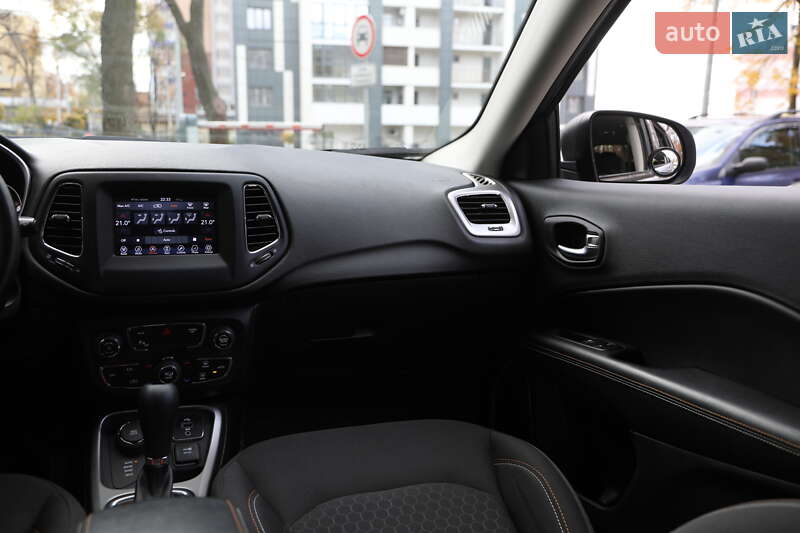 Внедорожник / Кроссовер Jeep Compass 2017 в Харькове фото 13 Внедорожник / Кроссовер Jeep Compass 2017 в Харькове