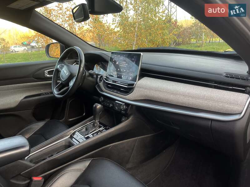 Внедорожник / Кроссовер Jeep Compass 2023 в Киеве