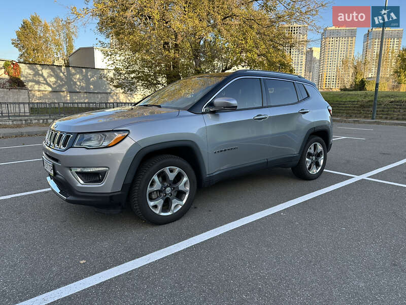Внедорожник / Кроссовер Jeep Compass 2019 в Киеве