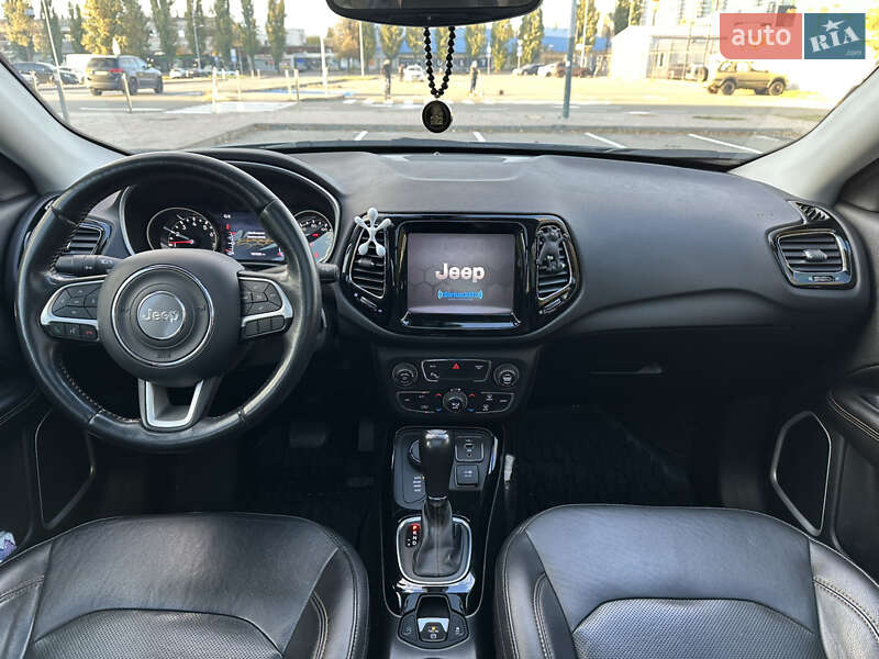 Внедорожник / Кроссовер Jeep Compass 2019 в Киеве