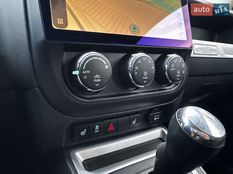 Позашляховик / Кросовер Jeep Compass 2013 в Києві