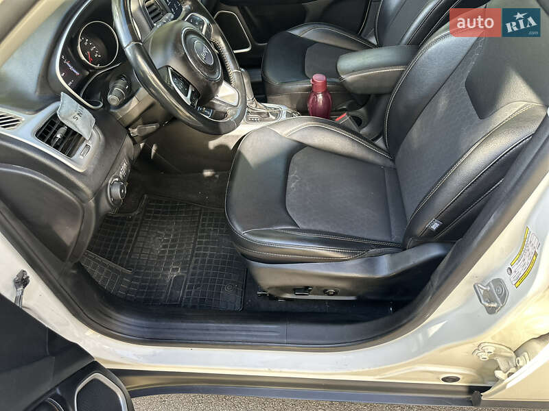 Внедорожник / Кроссовер Jeep Compass 2019 в Киеве фото 19 Внедорожник / Кроссовер Jeep Compass 2019 в Киеве