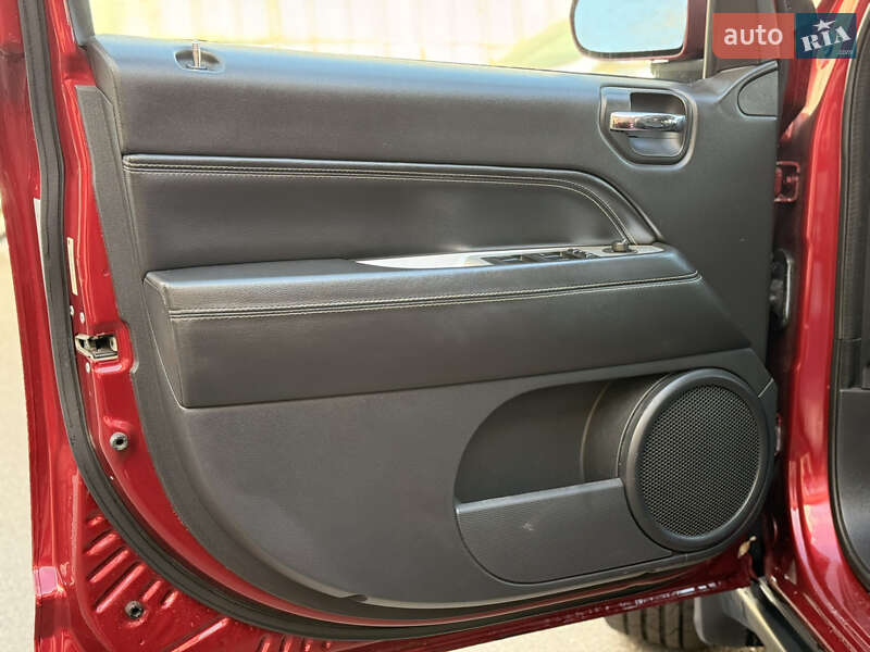 Внедорожник / Кроссовер Jeep Compass 2015 в Киеве фото 21 Внедорожник / Кроссовер Jeep Compass 2015 в Киеве