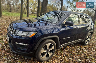 Внедорожник / Кроссовер Jeep Compass 2017 в Черняхове