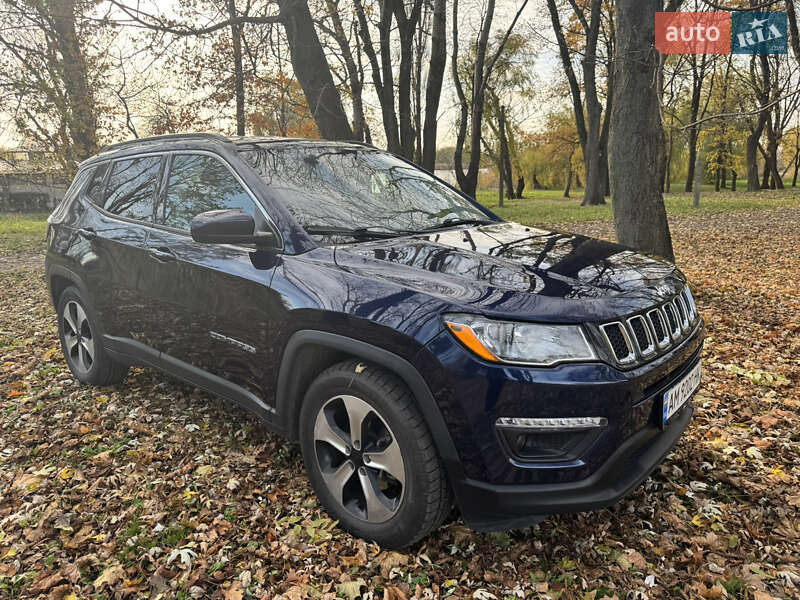 Внедорожник / Кроссовер Jeep Compass 2017 в Черняхове