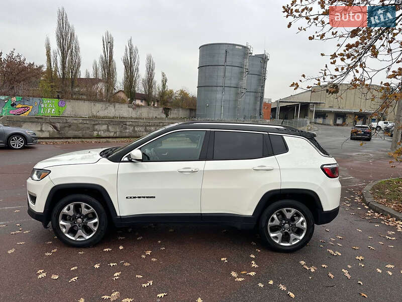 Внедорожник / Кроссовер Jeep Compass 2018 в Киеве