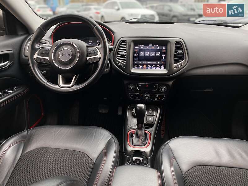 Внедорожник / Кроссовер Jeep Compass 2020 в Киеве