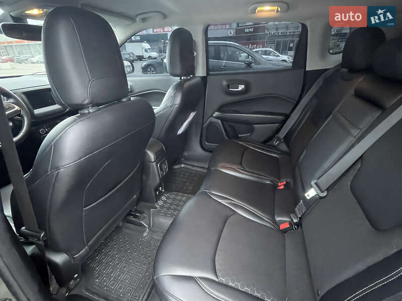 Позашляховик / Кросовер Jeep Compass 2017 в Полтаві