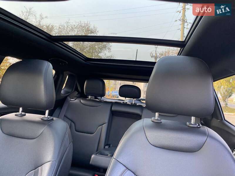 Внедорожник / Кроссовер Jeep Compass 2023 в Днепре фото 27 Внедорожник / Кроссовер Jeep Compass 2023 в Днепре