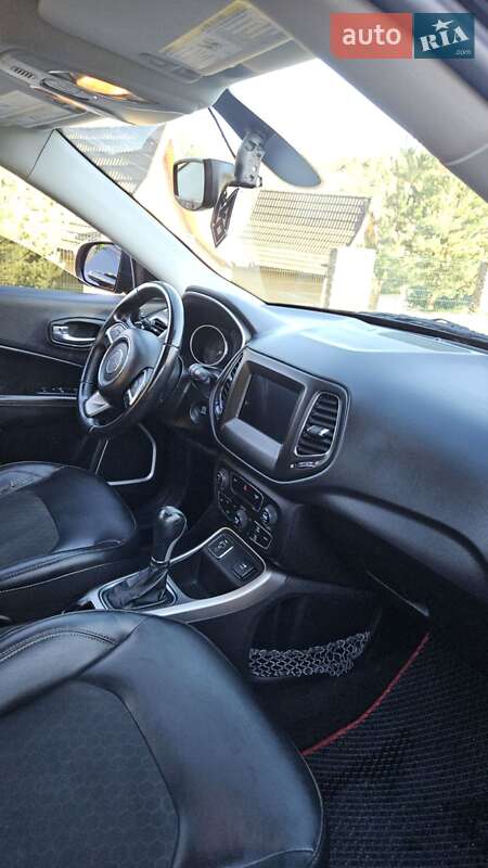 Внедорожник / Кроссовер Jeep Compass 2017 в Старом Самборе фото 16 Внедорожник / Кроссовер Jeep Compass 2017 в Старом Самборе