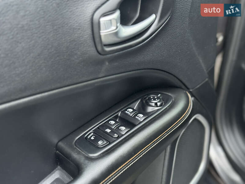 Внедорожник / Кроссовер Jeep Compass 2018 в Хмельницком фото 24 Внедорожник / Кроссовер Jeep Compass 2018 в Хмельницком