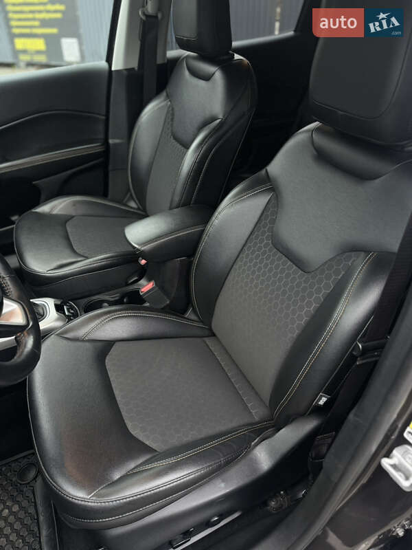 Внедорожник / Кроссовер Jeep Compass 2018 в Хмельницком фото 26 Внедорожник / Кроссовер Jeep Compass 2018 в Хмельницком