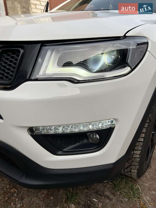 Внедорожник / Кроссовер Jeep Compass 2020 в Киеве
