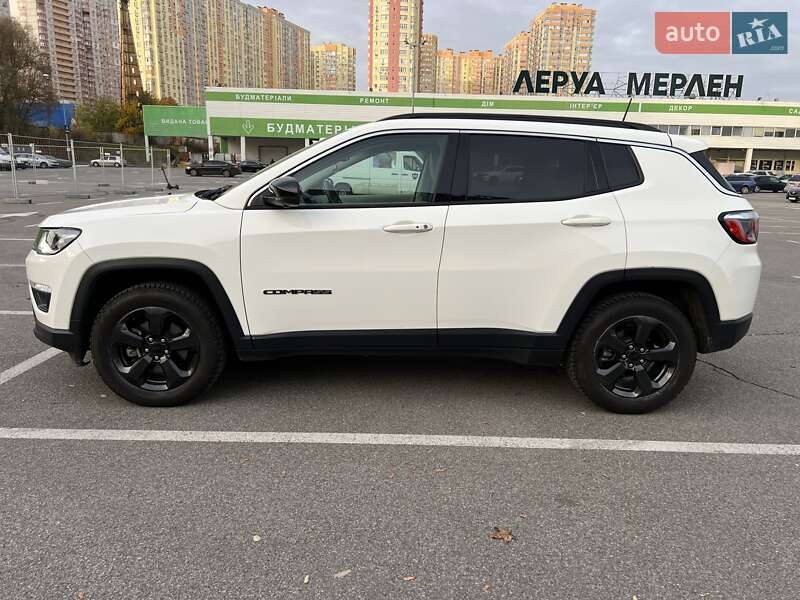 Внедорожник / Кроссовер Jeep Compass 2020 в Киеве