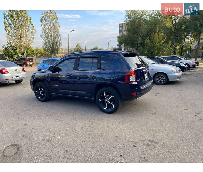 Внедорожник / Кроссовер Jeep Compass 2015 в Кривом Роге фото 2 Внедорожник / Кроссовер Jeep Compass 2015 в Кривом Роге