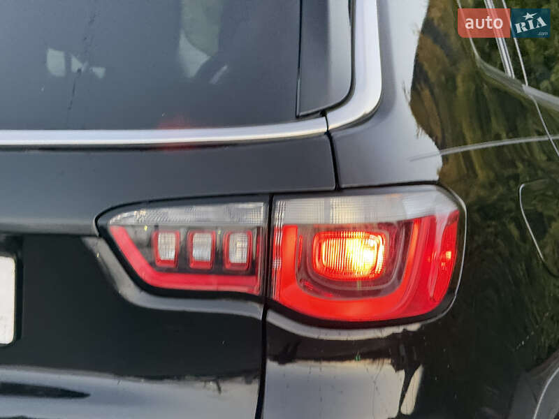 Внедорожник / Кроссовер Jeep Compass 2019 в Стрые