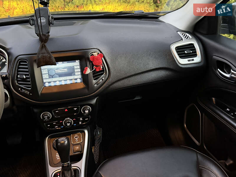 Внедорожник / Кроссовер Jeep Compass 2019 в Стрые