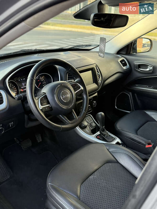 Внедорожник / Кроссовер Jeep Compass 2018 в Киеве фото 13 Внедорожник / Кроссовер Jeep Compass 2018 в Киеве