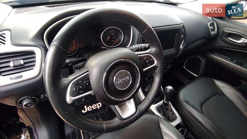 Внедорожник / Кроссовер Jeep Compass 2018 в Тростянце