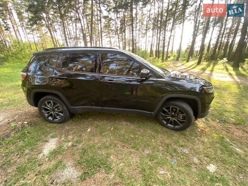 Внедорожник / Кроссовер Jeep Compass 2022 в Золочеве