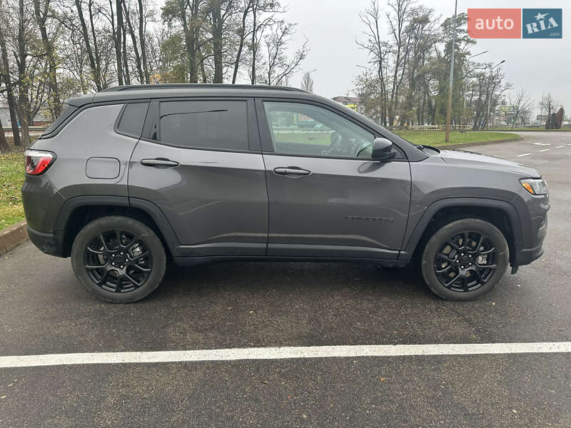 Позашляховик / Кросовер Jeep Compass 2024 в Києві фото 3 Позашляховик / Кросовер Jeep Compass 2024 в Києві