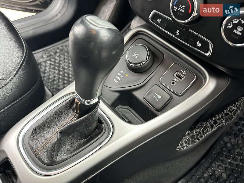 Позашляховик / Кросовер Jeep Compass 2017 в Полтаві фото 22 Позашляховик / Кросовер Jeep Compass 2017 в Полтаві