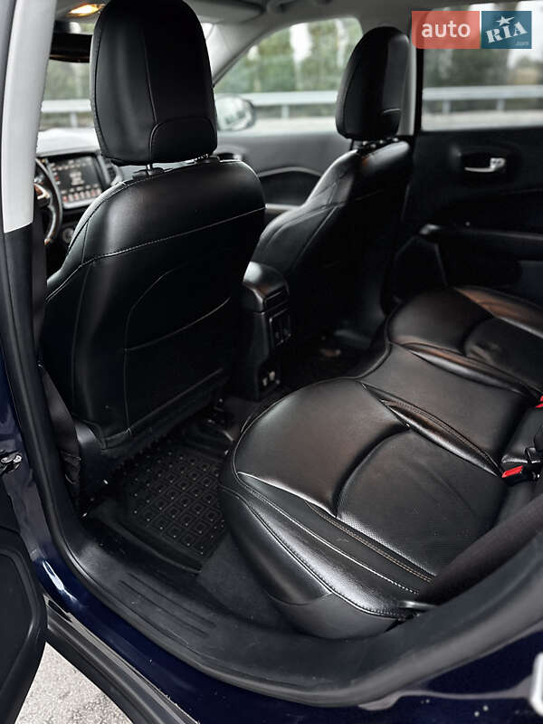 Позашляховик / Кросовер Jeep Compass 2020 в Києві фото 34 Позашляховик / Кросовер Jeep Compass 2020 в Києві