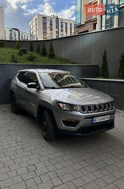 Внедорожник / Кроссовер Jeep Compass 2017 в Ивано-Франковске