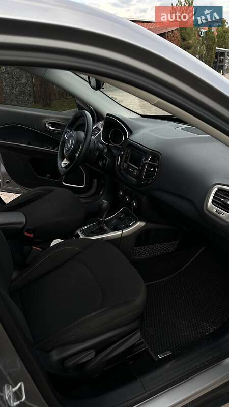 Внедорожник / Кроссовер Jeep Compass 2017 в Ивано-Франковске фото 14 Внедорожник / Кроссовер Jeep Compass 2017 в Ивано-Франковске