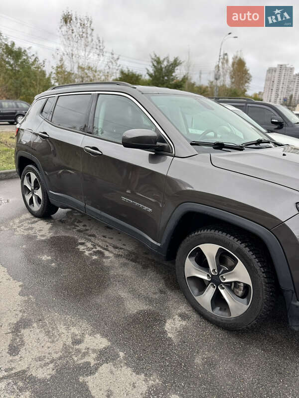 Внедорожник / Кроссовер Jeep Compass 2017 в Киеве фото 4 Внедорожник / Кроссовер Jeep Compass 2017 в Киеве
