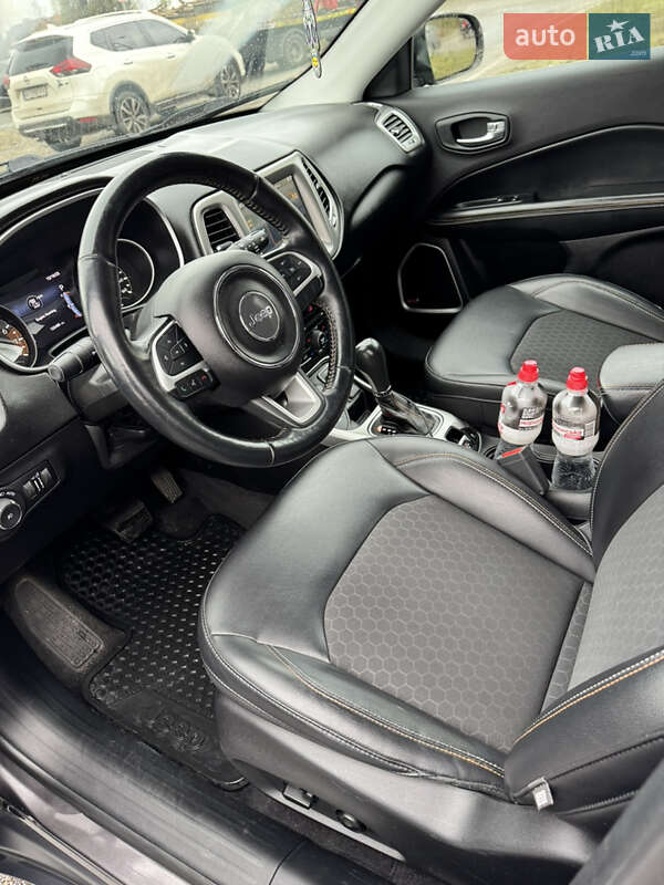 Внедорожник / Кроссовер Jeep Compass 2017 в Киеве фото 15 Внедорожник / Кроссовер Jeep Compass 2017 в Киеве