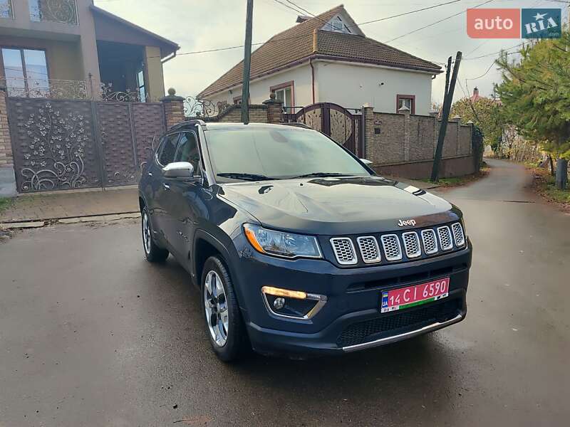 Внедорожник / Кроссовер Jeep Compass 2018 в Дубно