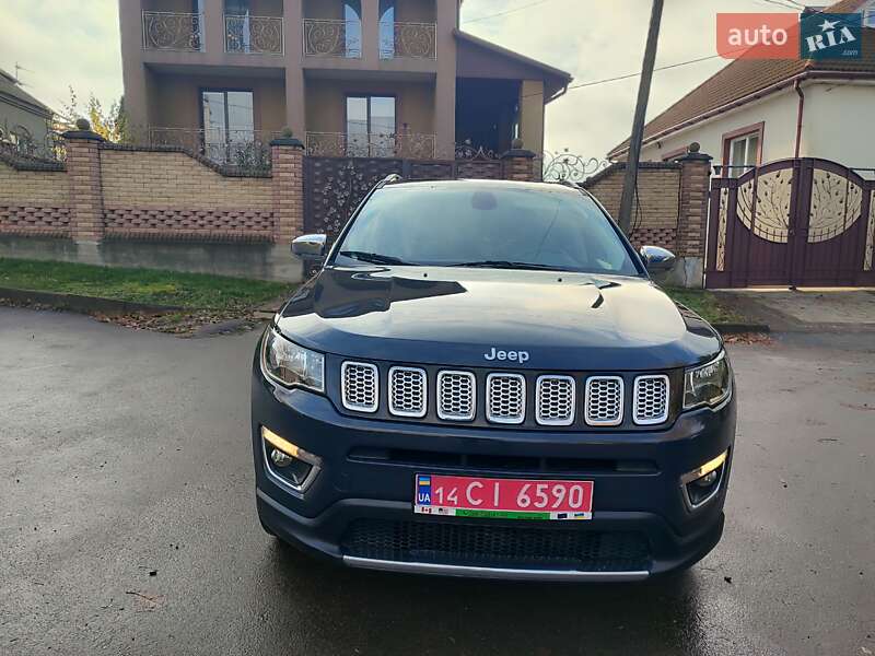 Внедорожник / Кроссовер Jeep Compass 2018 в Дубно
