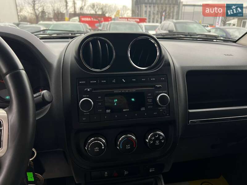Позашляховик / Кросовер Jeep Compass 2011 в Івано-Франківську