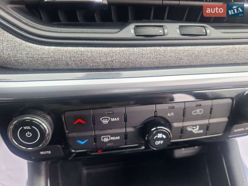 Позашляховик / Кросовер Jeep Compass 2022 в Києві фото 44 Позашляховик / Кросовер Jeep Compass 2022 в Києві