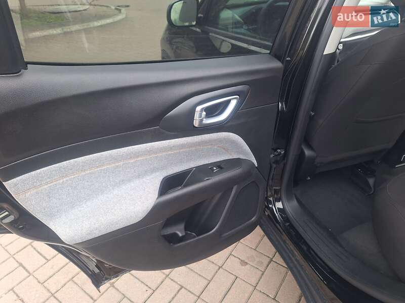 Позашляховик / Кросовер Jeep Compass 2022 в Києві фото 59 Позашляховик / Кросовер Jeep Compass 2022 в Києві